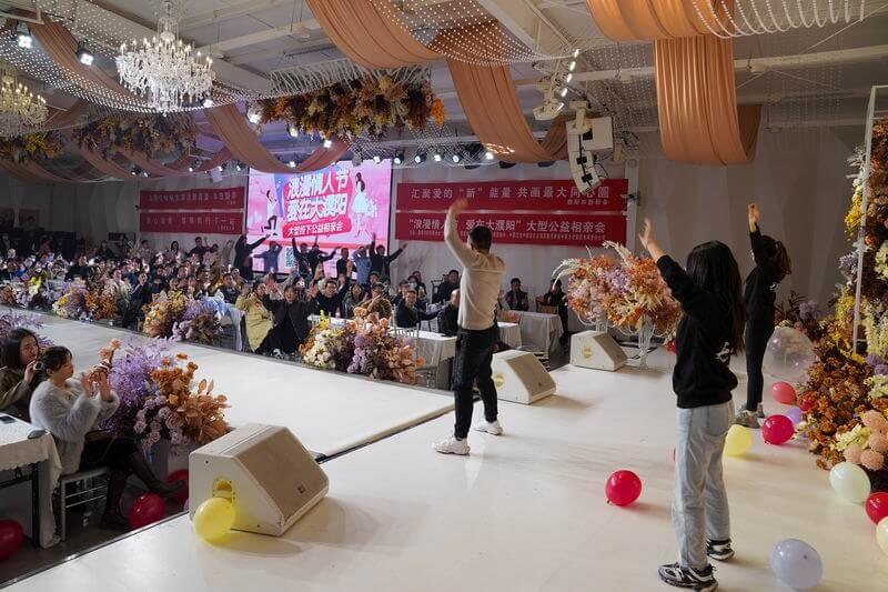 ���԰����Ϊ��������ů���˽�