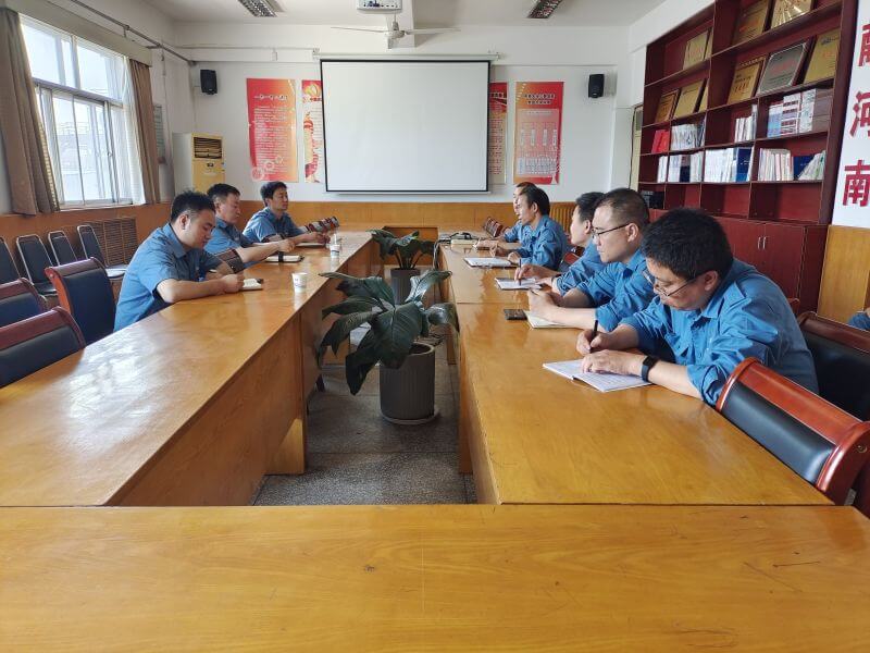 �󻪳ɵ�������ҵ�����в���չ��������̸��