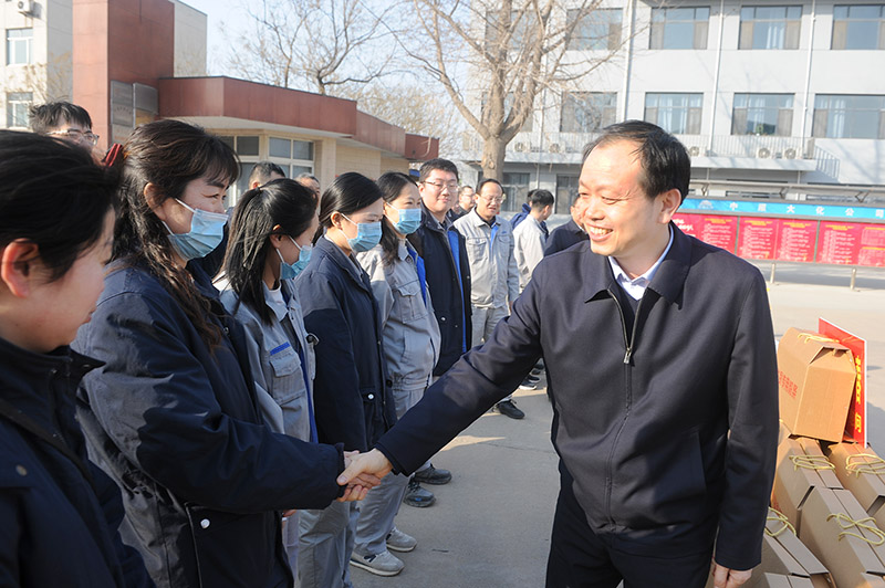 �����ǵ���ԭ�첩����(�й�)���޹�˾��չ��ǰ�߷�ο�� (1)