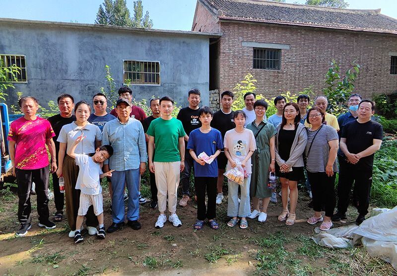 ��ԭ�첩����(�й�)���޹�˾�����ţ���־�������һ�Թ¶�